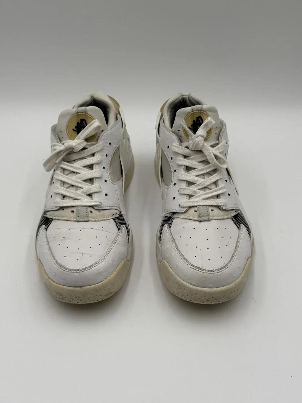 Nike Air Flight Huarache Low Men’s Size 10 White Leather Ostrich  819847-100